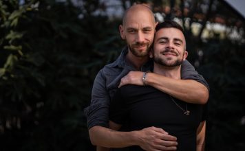Gay phone chat in the UK